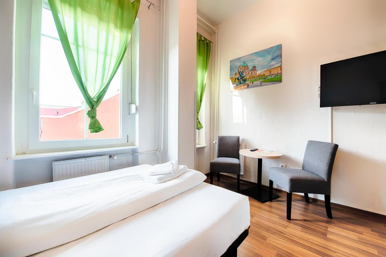 Hotel B1 Берлин Экстерьер фото