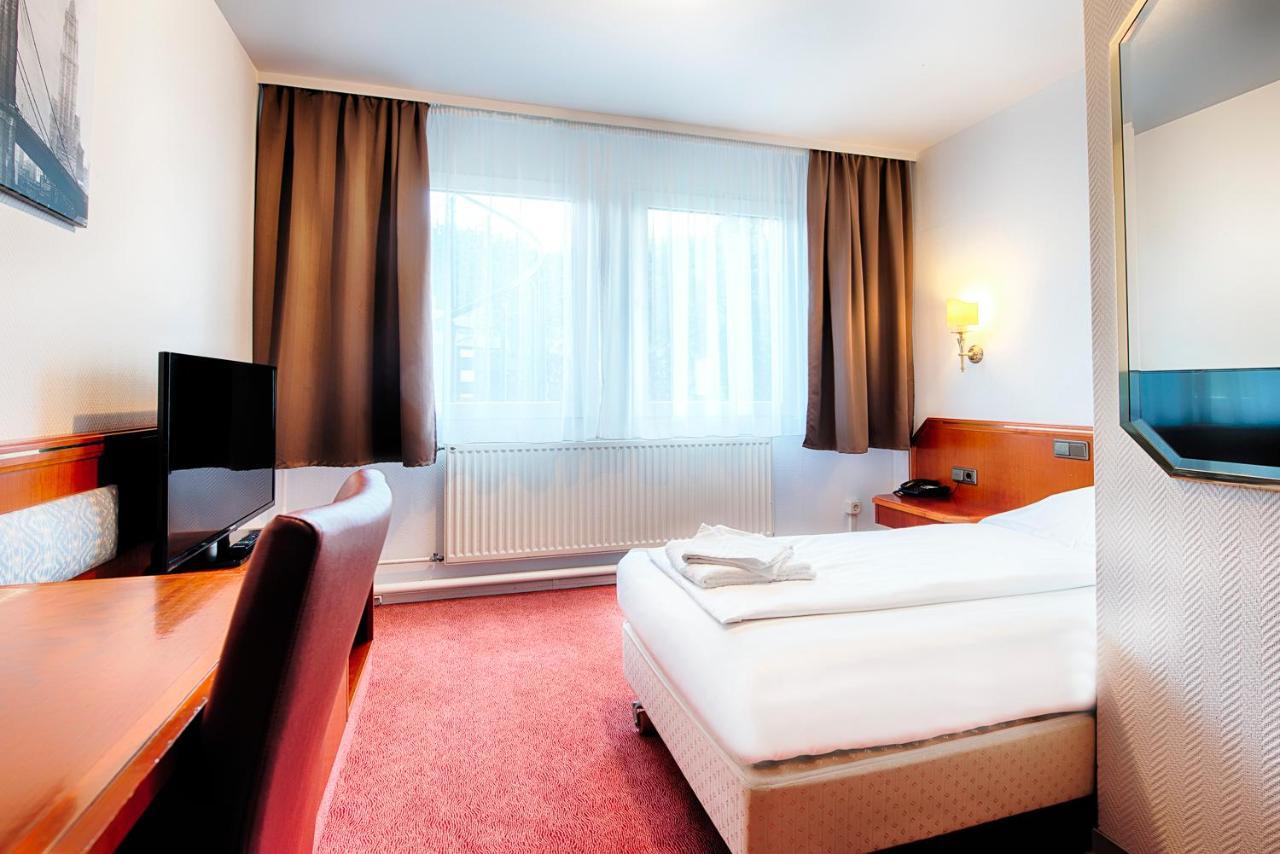 Hotel B1 Берлин Экстерьер фото