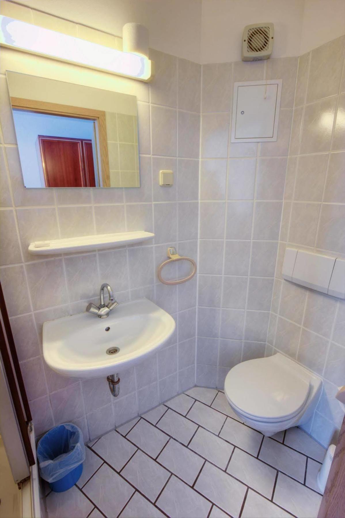 Hotel B1 Берлин Экстерьер фото